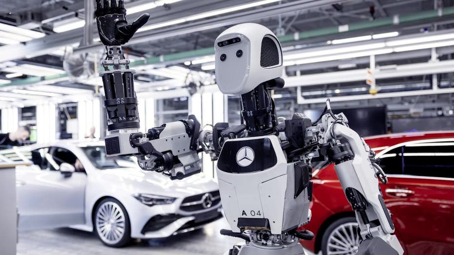 Apollo The Robot Joins Mercedes Benz Assembly Line Production