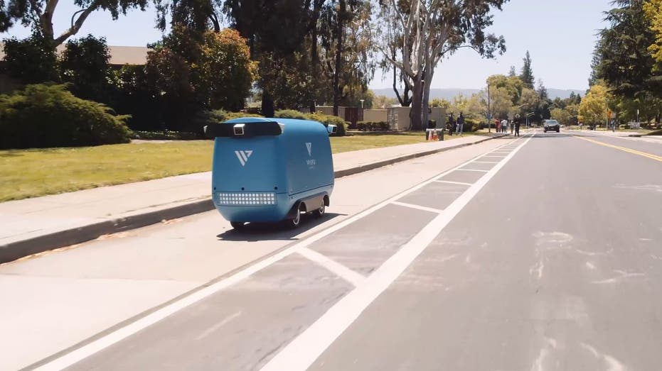 Forget Drones, This Street Smart Robot Could Be Future Of Local Deliveries