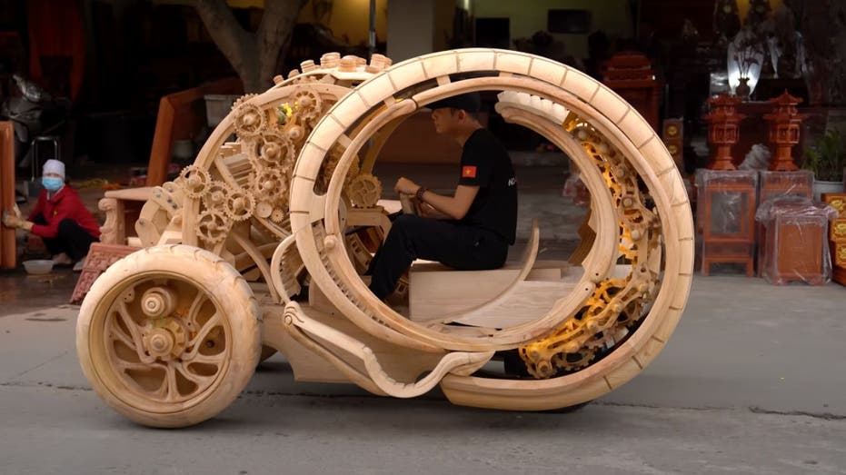 This Wooden Time Machine On Wheels Is Turning Heads On The Streets