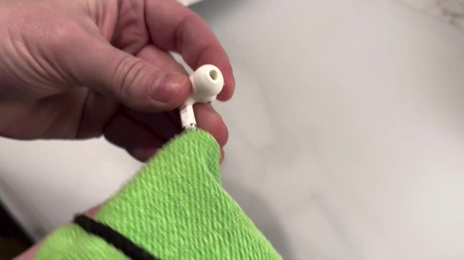 The Little Known Secret Way To Clean Your Airpods The Right Way